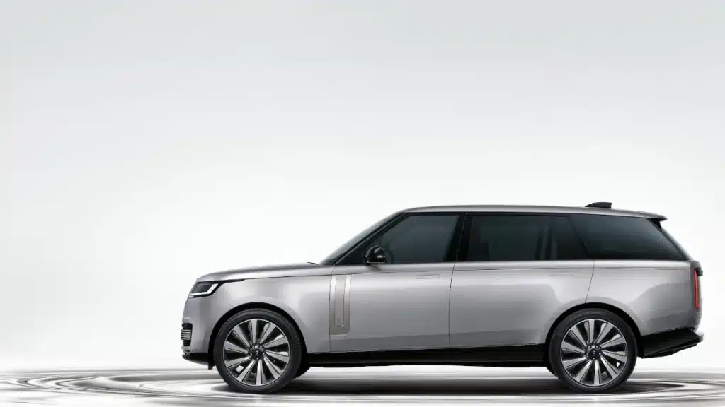Pristatytas pažangiausias visų laikų „Range Rover SV Ultra“