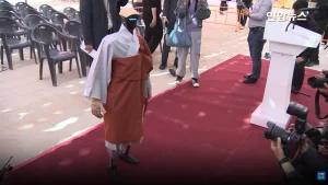 Robotas tapo budistu: neįprasta ceremonija Pietų Korėjoje sukėlė diskusijas