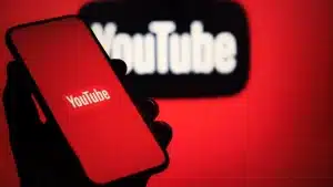 „YouTube“ nebesusitvarko su dirbtinio intelekto vaizdo įrašais: keičia žymėjimo taisykles