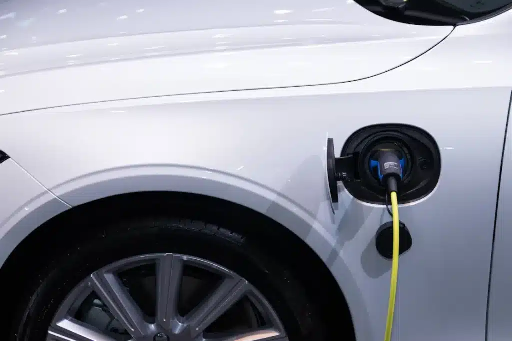 Ar verta elektromobilio įkrovimo stotelę įsirengti namuose?