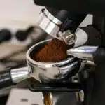 Kaip malimo rupumas veikia ekstrakciją ir kavos skonį?