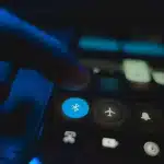 Vos vienas „Bluetooth“ nustatymas sustabdė tarptautinį skrydį: kas nutiko?