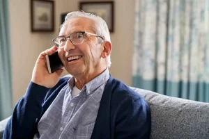 Išmanieji telefonai ir smegenų vėžys: mitas ar tikra grėsmė? Ką rodo naujausi tyrimai