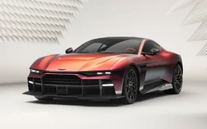 „Aston Martin“ pristatė „Valen“: 850 AG V12 ir tik 150 egzempliorių – kuo jis ypatingas?