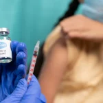 COVID vakcinų bumas baigėsi: „BioNTech“ uždaro tris gamyklas Vokietijoje
