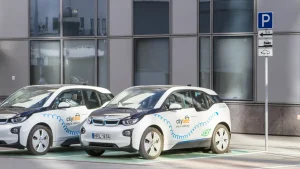 Europa lenkia Kiniją ir Šiaurės Ameriką: kas iš tiesų vyksta elektromobilių rinkoje?