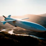 Europa pristatė naują sparnuotąją raketą: smūgiai už 300 km ir masinių atakų galimybė