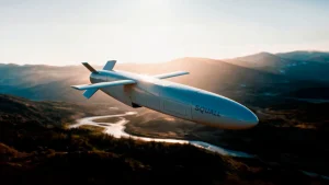 Europa pristatė naują sparnuotąją raketą: smūgiai už 300 km ir masinių atakų galimybė