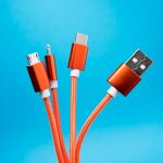 USB-C kabeliai atrodo vienodai, bet gali skirtis kelis kartus: kaip neapsigauti perkant
