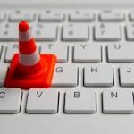 Įtampa internete: kritinių PHP spragų pataisos jau išleistos, bet ne visi gali jas įdiegti