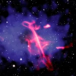 Kosmose aptikta milžiniška smuiko rakto formos struktūra: astronomai aiškinasi jos kilmę