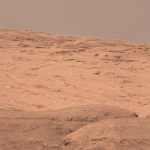 „Curiosity“ Marse užfiksavo neįprastą aušrą – artėja prie 16 km ilgio paslaptingų uolų sluoksnio