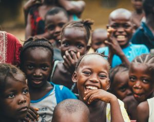 Oleškuose įsigaliojo laikinos paliaubos: prasidėjo humanitarinis langas, tačiau likusioje Ukrainoje tęsiasi smūgiai