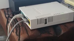 Kodėl „Wi-Fi“ veikia lėtai, nors interneto greitis didelis? 7 priežastys ir sprendimai