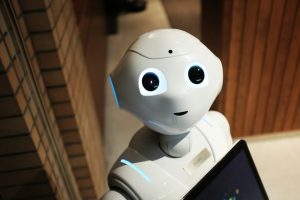 Sukurtas „gyvas“ robotų audinys, kuris pats susiderina į vieną ritmą – fizikai kalba apie laiko kristalą