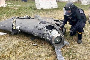 Reaktyviniai „Shahed“ skrenda apie 400 km/val. greičiu – Ukraina ieško pigesnių būdų juos numušti