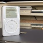 „1 000 dainų kišenėje“: prieš 25 metus pristatytas „iPod“ pakeitė ne tik muzikos grotuvus