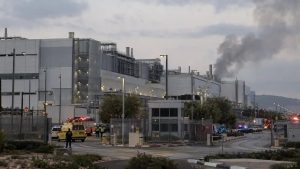 Sprogimas „Intel“ gamykloje Izraelyje: bendrovė prognozuoja 600 mln. dolerių pajamų netektį